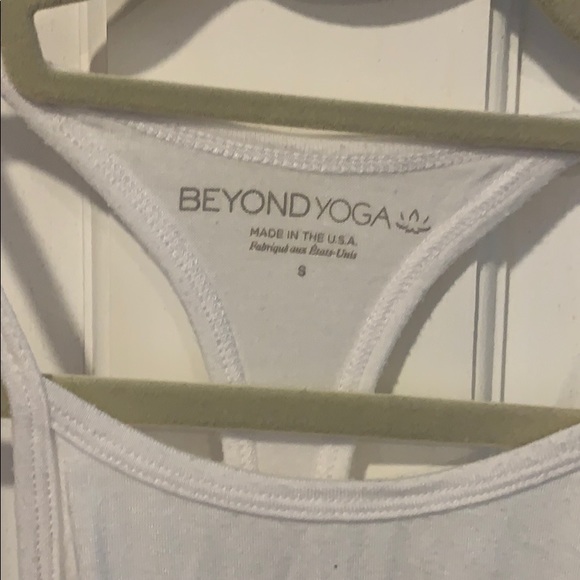 Beyond Yoga Flowy Tank top - Picture 2 of 2